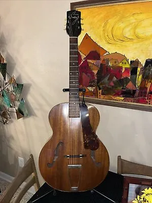 Vintage Harmony Biltmore Savoy Acoustic Guitar Instrument & Case 1940’s • $500