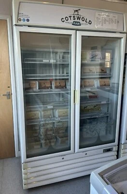 £650 • Buy Commercial Retail Double Door Display Freezer - Pegasus Mk2 2D