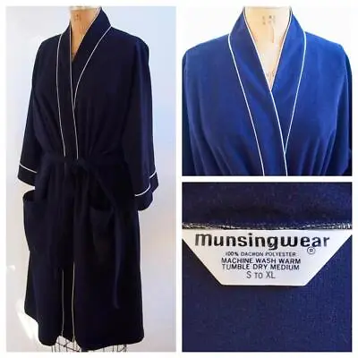 Vtg MUNSINGWEAR Blue Dacron Velour Dressing Gown Robe Kimono Smoking Jacket OS • $24.95