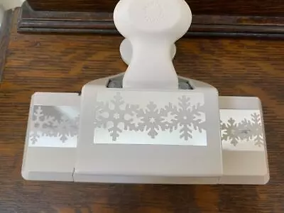 Martha Stewart Border Punch SNOWFLAKE CHAIN Scrapbooking Cards EUC BN#6 • $39.99