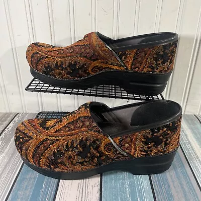 Dansko Vegan Paisley Brown Tapestry Velvet Clogs Size 41 Or US Womens 9 • $27.98