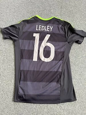Wales Away Football Shirt 2015/16 Ledley #16 • £40