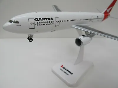 1/200 Qantas Airbus A300B4 VH-TAA  James Cook  Final Retirement Livery   • $59.95