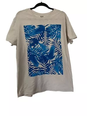 Mossimo Men's T-Shirt Gray And Blue Tropical Leaf Graphic Size XL • $12