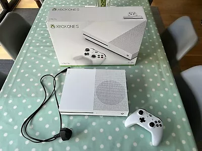 Microsoft Xbox One S 1TB Console With Controller - White • £50