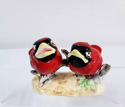 1950s Anthropomorphic Ceramic Cardinal Red Baby Birds On Log Figurine Japan • $14.40