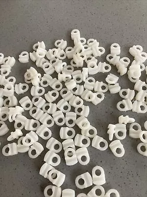 £18 • Buy 100 Silent Gliss Curtain Track Gliders 3533