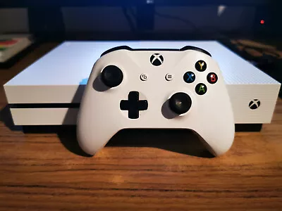 $103.50 • Buy Microsoft Xbox One S Console 1Tb (1 Controller)