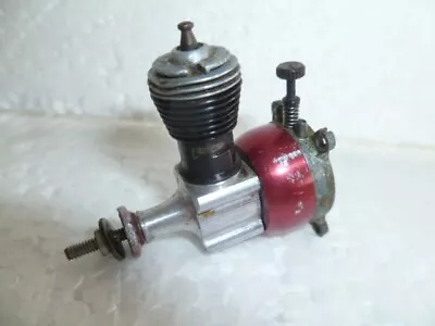 Cox  Pee Wee .020 Red Tank Nitro  C/l  Model  Plane Engine. • $19.99