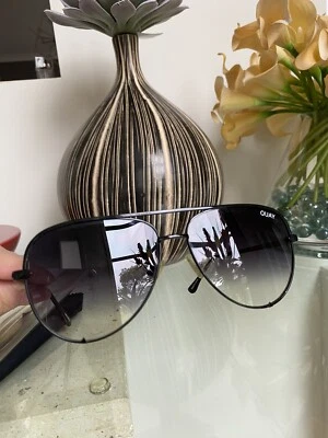 $49.95 • Buy Quay Australia Desi Perkins Black Sunglasses+Case +cloth