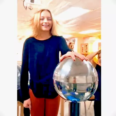 Van De Graaff Generator Motorised In Heavy Motor With All Practical Accessories • $229.50