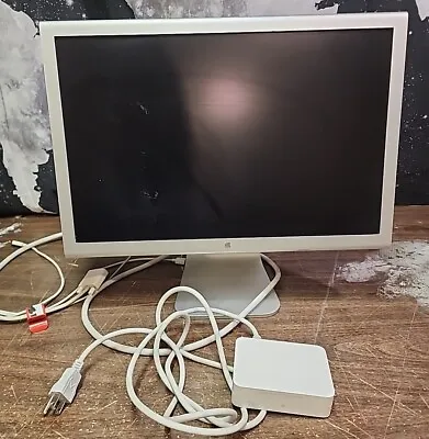Broken Apple Mac Cinema Display Model A1081 Computer Desktop Monitor Parts Used • $65.99