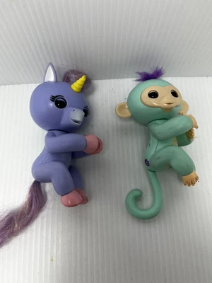$40 • Buy Fingerlings Baby Monkey Purple & Green Electronic Pet Toy WowWee