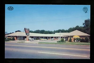 Motel Hotel Postcard Alabama AL Birmingham Shamrock Motor Lodge Umbrella Chrome • $4.49