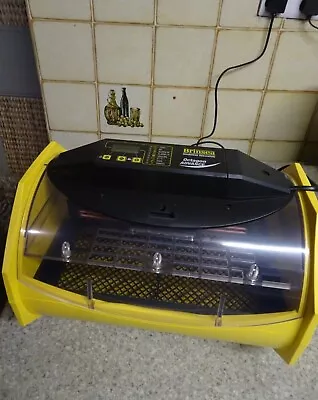 £165 • Buy Poultry Incubator Brinsea Digital ADVANCE 20 And Its CRADLE In BOX  Used