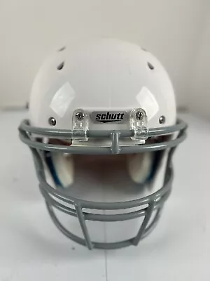 Schutt White Recruit Hybrid R3 Youth Football Helmet Youth Size X-Large Vg Cond • $49.99