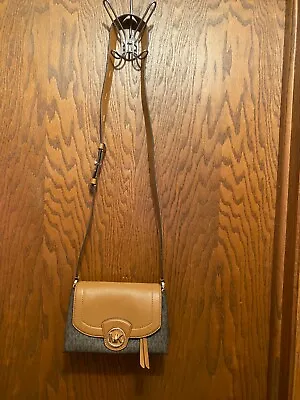 Womens Michael Kors Brown Leather Shoulder Bag/crossover Take A Lqqk! • $54.99
