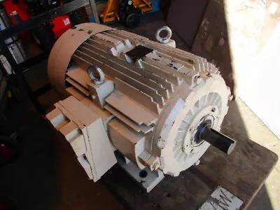 100 HP Electric Motor 3571 Rpm  405TS Frame 208-230-460 Volt TEFC Used • $1550