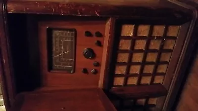 Antique 1940's Magnavox Stereo Radio Console • $300