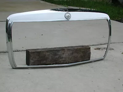 75-86 Mercedes Benz W123 Grille Frame Surround 300d 380e W/ Star Badge • $40