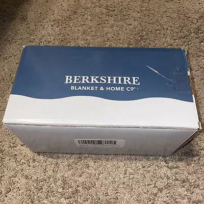 BERKSHIRE Microfleece Blanket Classic 50x60 TerraCotta 100% Polyester! NEW! • $12.99