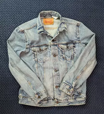 Levi's Denim Trucker Jean Jacket Men's Large 72334 Light Wash Cotton Button Up • $37.99