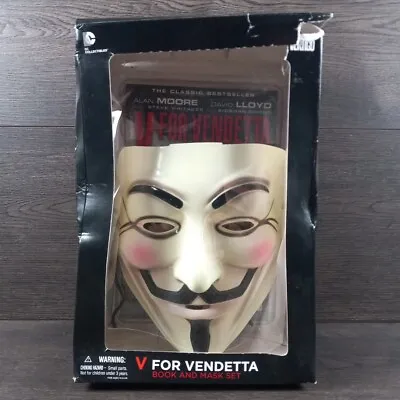 V For Vendetta  Collector  Book And Mask Set ~ Dc Collectibles Vertigo  • $15