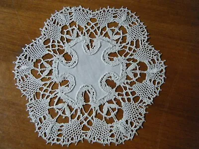 Antique Doily Beautiful Bobbin Lace Combo W Linen Center 6.0  Diam. • £14.48