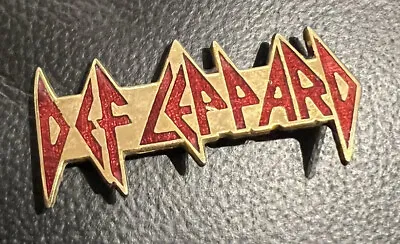 1 X DEF LEPPARD Badges Pins Buttons Vintage 1983 PYROMANIA METAL ROCK OF AGES • $35