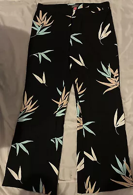 VINCE CAMUTO Womens Black Floral Pants Plus Size 8 • $15