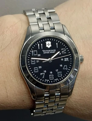 £94.80 • Buy Victorinox Watch  Swiss Army  Sapphire Glass Working Good !