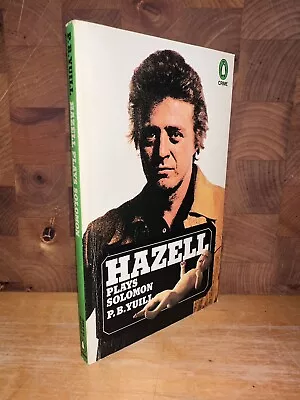 Vintage Penguin Crime PB : Hazell Plays Solomon : P. B. Yuill : 1977 • £7.50