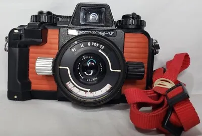 Nikonos Nikonos-V Camera Body (Orange) • $199.99