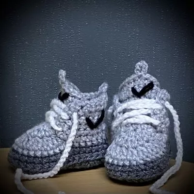 Crochet Baby Shoes Handmade Crochet Wool Baby Booties Sneakers Slippers Trainers • £6.99