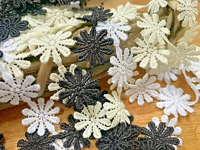 Guipure Daisy Lace Trim 25mm Wide Choice Of Black White Or Cream  Sewing Crafts • £2.25