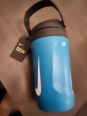 $29.99 • Buy Nike 64oz. Hyperfuel Insulated Water Jug Handle Turquoise NEW!