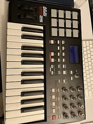 Akai MPK25 Keyboard • $225