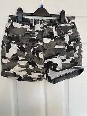 £2.99 • Buy Boohoo Grey Camouflage Print Hot Pants Size 10