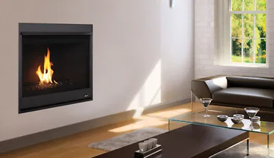 Superior DRC2035 Contemporary Direct Vent Gas Fireplace With Black Glass Media • $1543