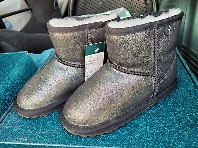 Emu Ugg Boots Kids 10 Black/Silver • $35