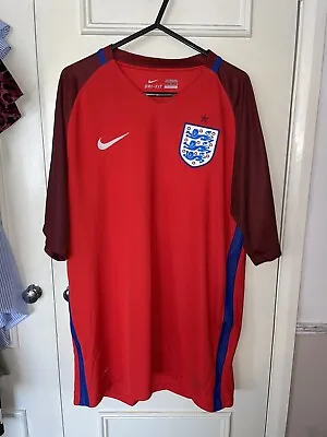 Official Nike Mens England 2016/17 Red Away Shirt UK Size L • £20