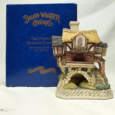 David Winter Cottages  Whisper's Cottage  Boxed 1994 • £23.95