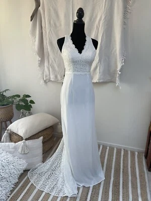 $120 • Buy Elegant Cream Wedding Dress Size 8. New. Free Postage