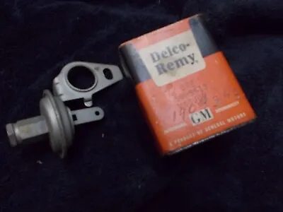 $59 • Buy NOS Delco 1950s Chevy 6 Vacuum Advance  1925518 774 Stamped HOLDS VACUUM OK