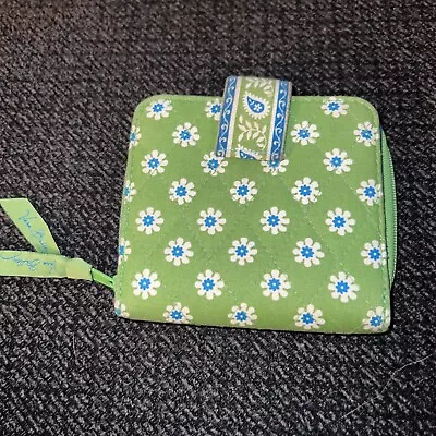 Vera Bradley Mini Zip Wallet Bi-fold Green Apple Retired • $8.50