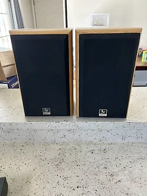 Pair Of Infinity SL-20 Bookshelf Speakers-Excellent Condition! • $50