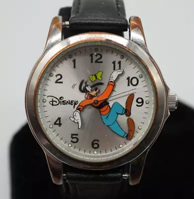 Disneyland Retired WALT DISNEY PARKS GOOFY 34mm Wrist Watch -Running- A2145 • $34.99