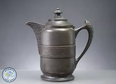 ANTIQUE TEAPOT MIDDLETOWN PLATE Co  QUADRUPLE HARD WHITE METAL • $62.26