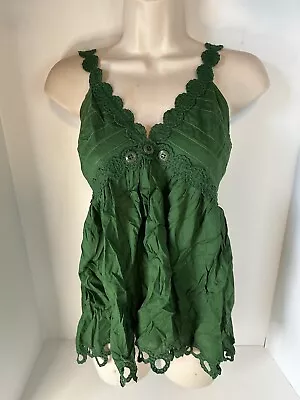 Green Halter Top M Cotton Womens Moda International Stretch Back • $14.99