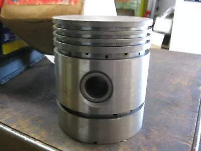 SALE 4 1/2  Bore PISTON Hit And Miss W 1+5/16  Pin C1419p Std 15-30 McCormick ? • $22